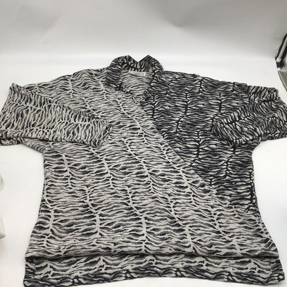Casien Animal Print Black And White  Faux Wrap Top Blouse Size  1X